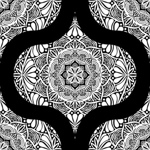 12” Monochrome Mandala Retro Ogee - Medium