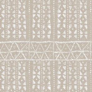 Island block print Ivory Coast look sand taupe, Small repeat