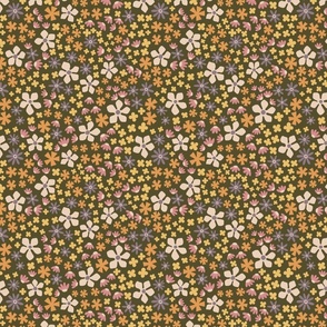 Ditsy meadow: floral pattern S