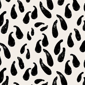 Gnome Tracks: Whimsical  and adorable gnomo Footprint Shoe, black & white