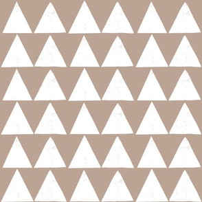 (small) rustic texture blockprint minimalistic triangles beige white