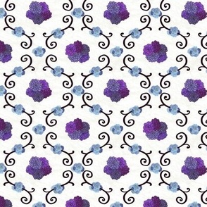 Hydrangeas Floral Iron Trellis – Purple Blue White, Small