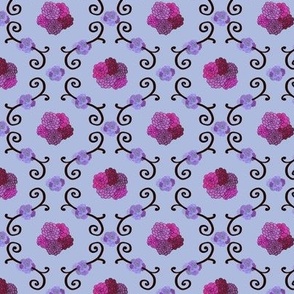 Hydrangeas Floral Iron Trellis – Magenta Blue, Small