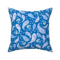 L| Elegant Baby Blue light pink  Floral Paisley on English blue