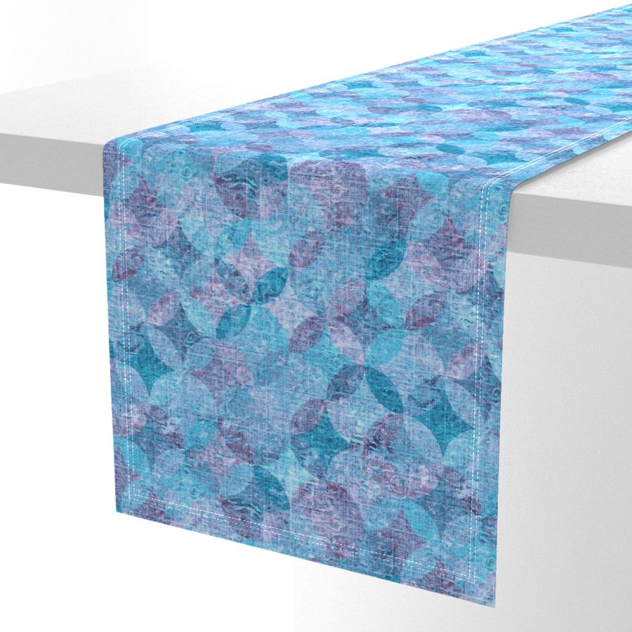 HOME_GOOD_TABLE_RUNNER