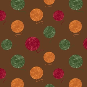 (M) Colourful yarn on brown natural Christmas 