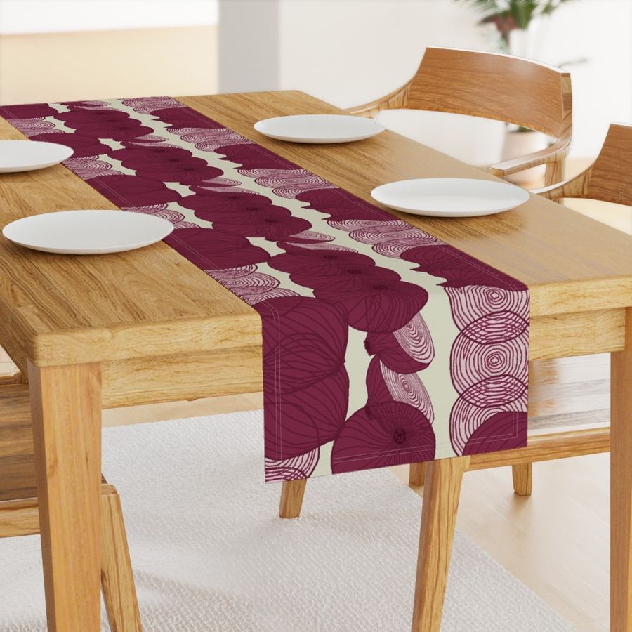 HOME_GOOD_TABLE_RUNNER