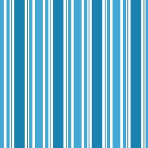 Stripes light blue