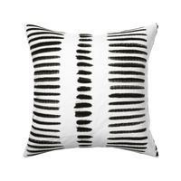 large - vertical stripe - black and white