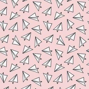 4x4.6 Small Paper planes on light pink