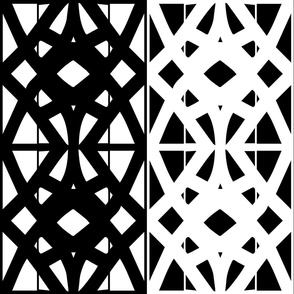 (L) Trellis of Symmetrical vertical curved lines Black and White