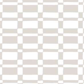 Organic geometric checkers in neutral white and beige