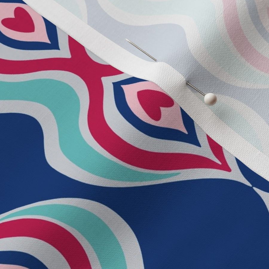 Retro Geometric Ripple Pattern Blue and Red