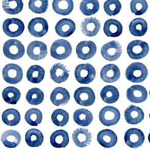 dark blue circles, large scale