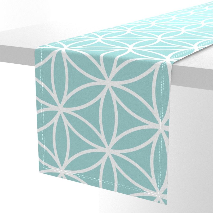 HOME_GOOD_TABLE_RUNNER