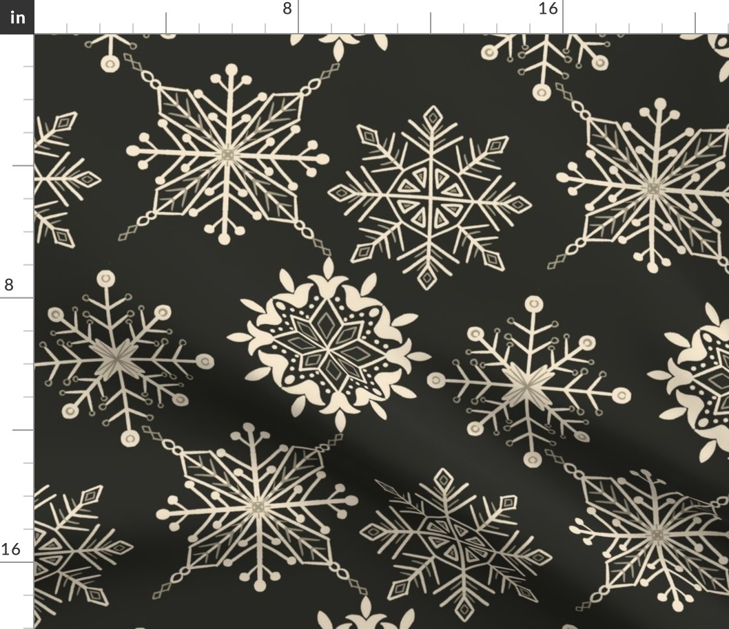 (M) Snowflakes - soft black