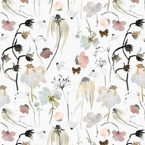 Ditsy White Wildflowers / Floral / Watercolor Pink Botanical Small