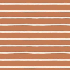 Horizontal hand-drawn stripes in rust red (M)