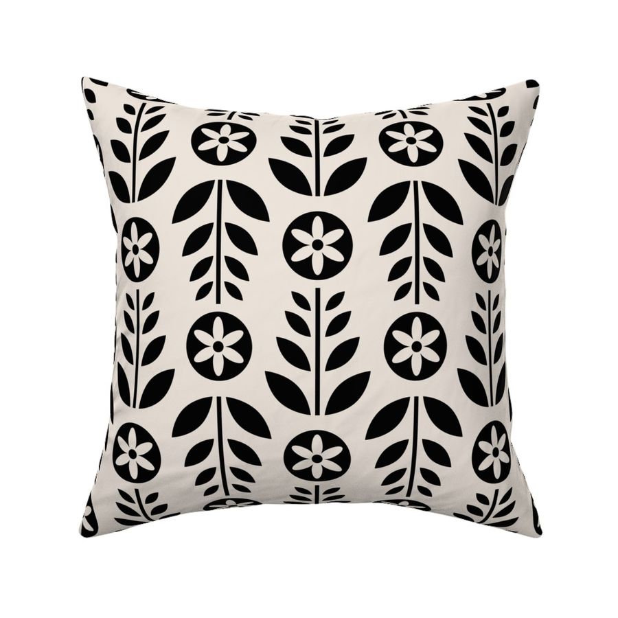 M - Scandinavian Retro Flowers Black