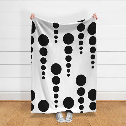 Elegant black dot pattern - Oversized