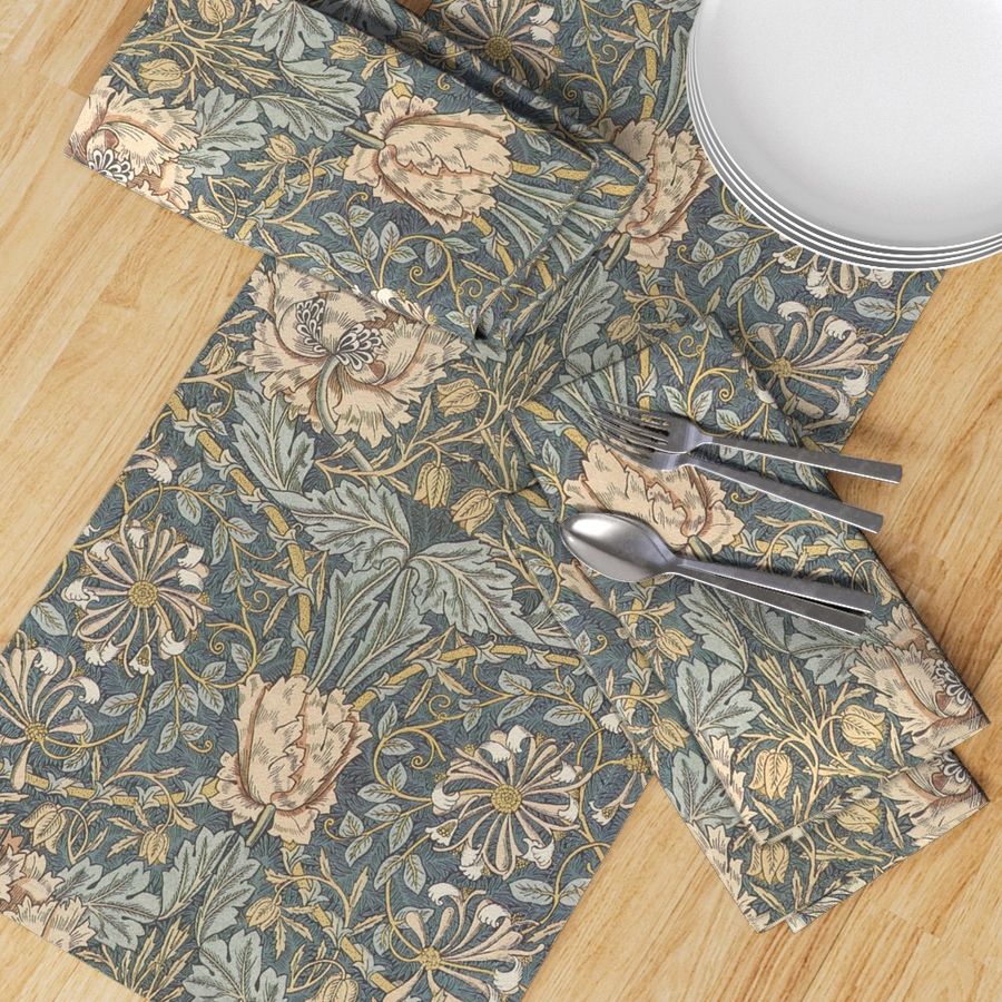 HOME_GOOD_TABLE_RUNNER