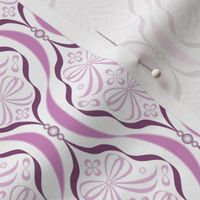 Ribbons and Bows orchid plum and white (S)