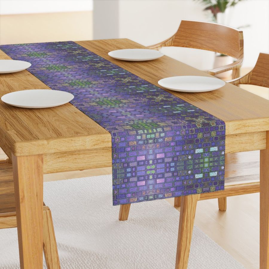 HOME_GOOD_TABLE_RUNNER