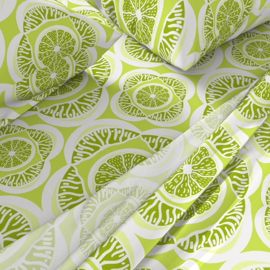 Vibrant Lime Green Citrus Slices + Wedges Clover Multi (Medium)