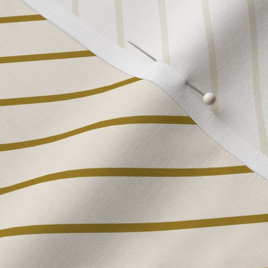 Diagonal stripes - Christmas gold on cream