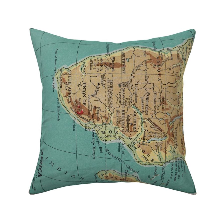 HOME_GOOD_SQUARE_THROW_PILLOW