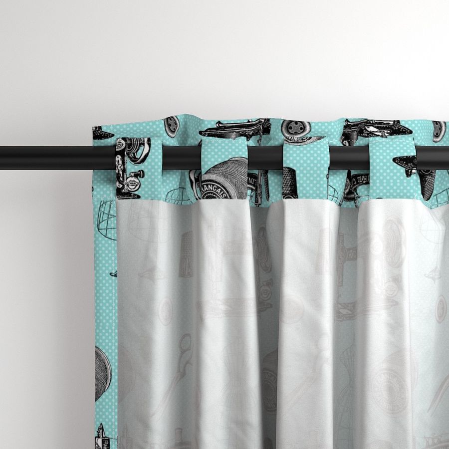 HOME_GOOD_CURTAIN_PANEL