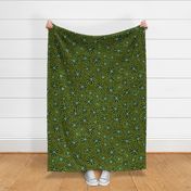 Hand Drawn Daisy Floral in Deep Forest Greens Pattern