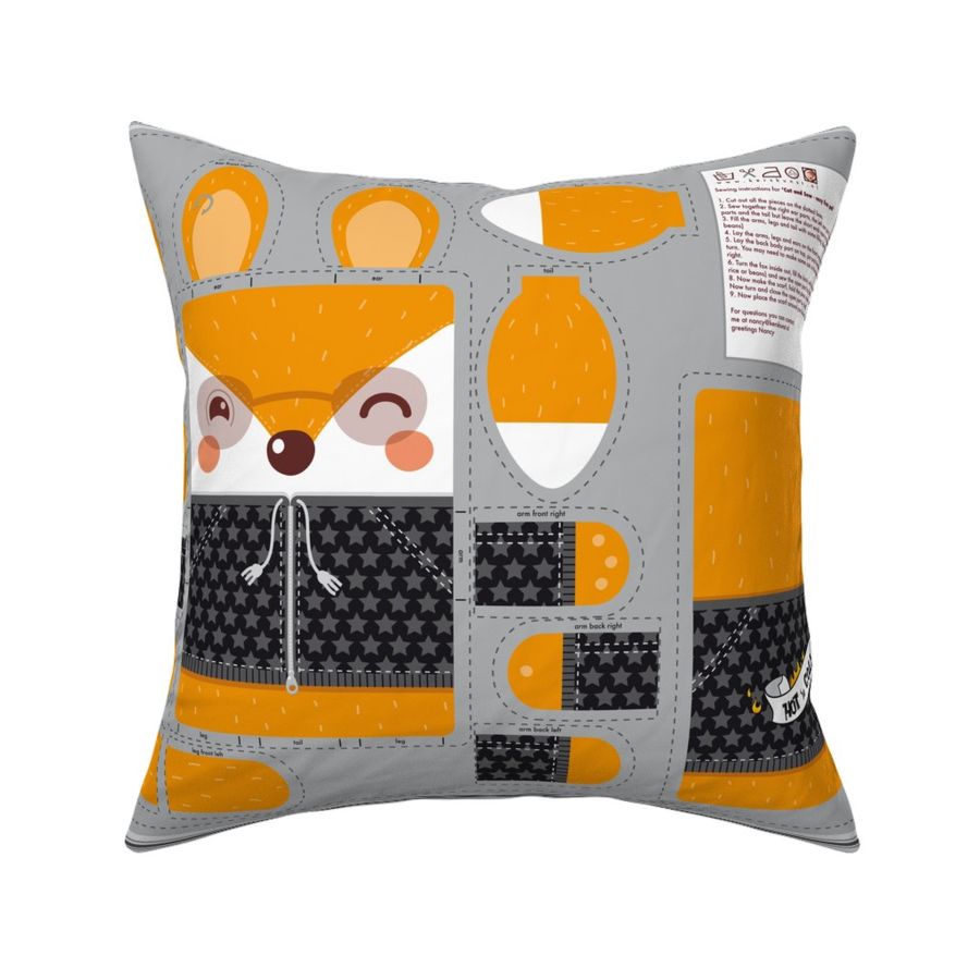 HOME_GOOD_SQUARE_THROW_PILLOW