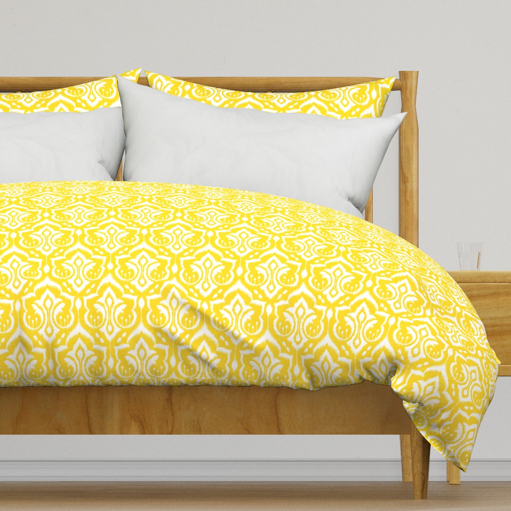 Sunshine Damask - Nursery Yellow