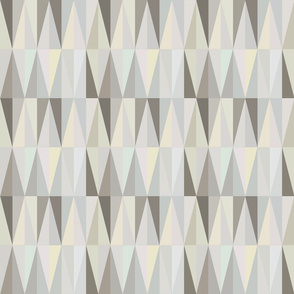 Harlequin Pattern Grey