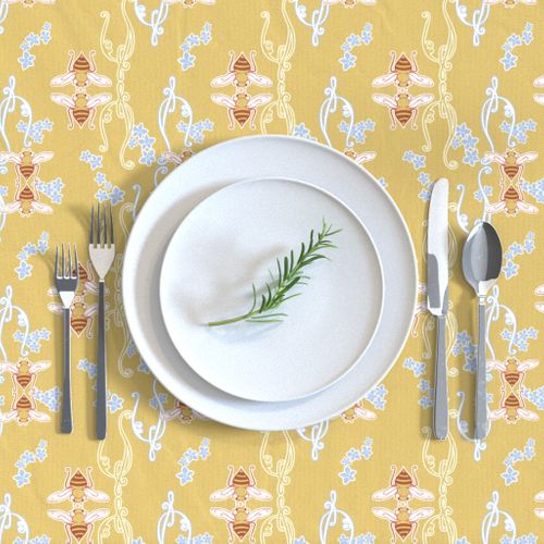 HOME_GOOD_RECTANGULAR_TABLE_CLOTH