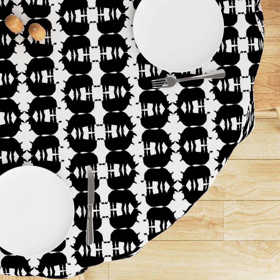 HOME_GOOD_ROUND_TABLE_CLOTH