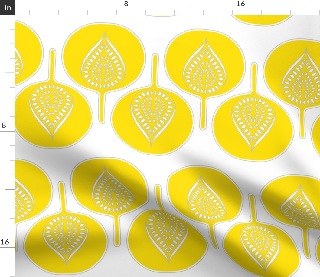 tree_hearts_bright_yellow_white_and_dk_grey