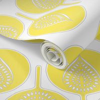 tree_hearts_light_yellow_white_lt_grey