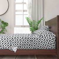 Southwest Diamond Chevron _ Black on white