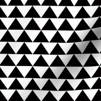 triangles black and white