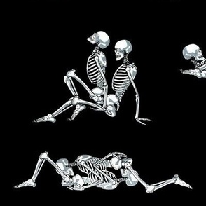 Skeleton Love on Black