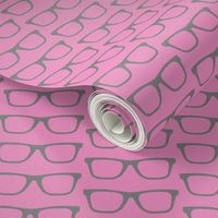 eyeglasses : glasses in pink