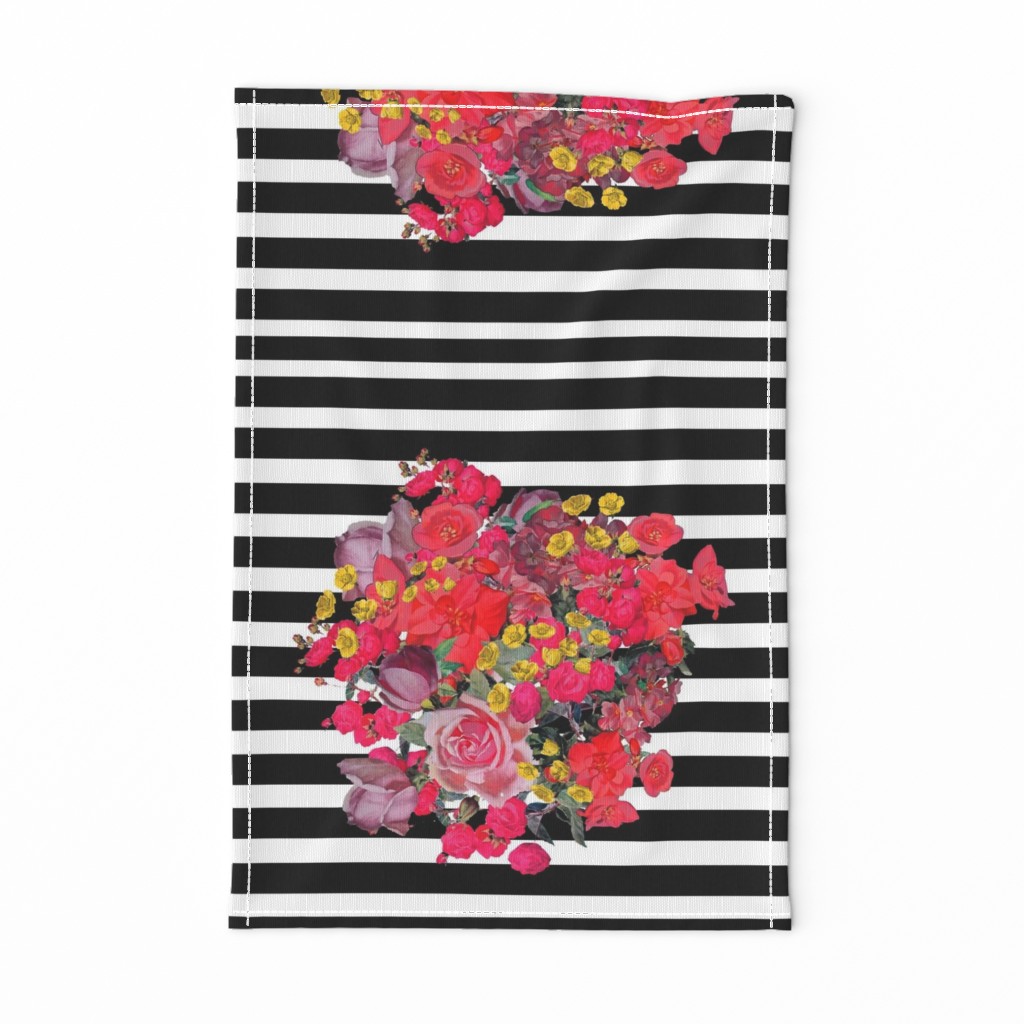 Vintage Inspired Floral Burst with Black Stripe