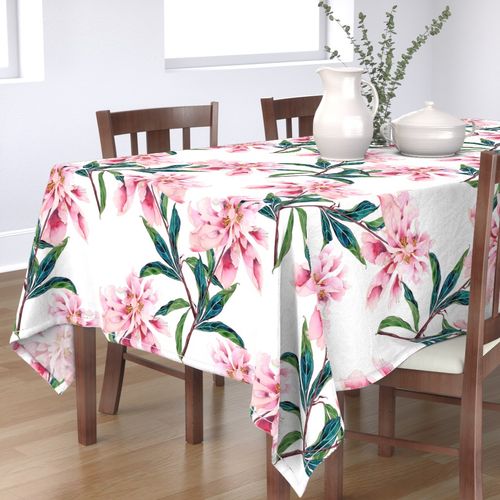 HOME_GOOD_RECTANGULAR_TABLE_CLOTH