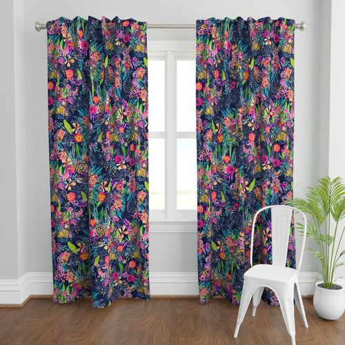 HOME_GOOD_CURTAIN_PANEL