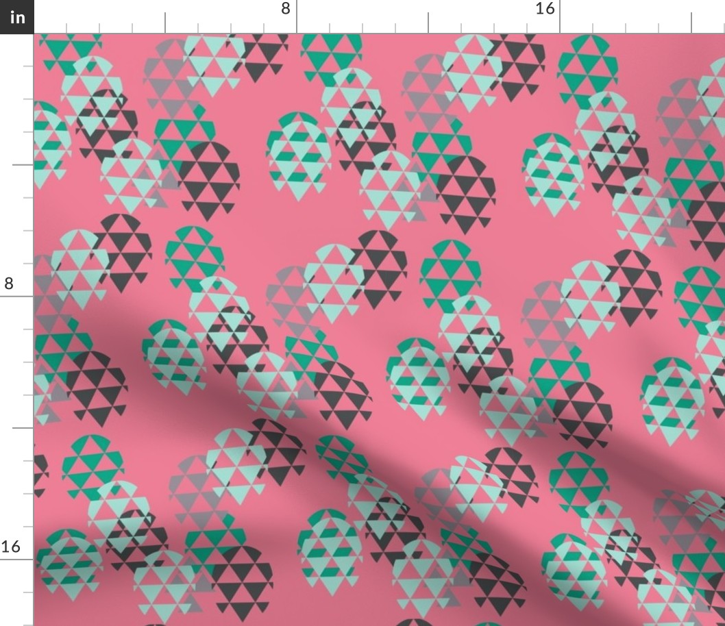 Eggs triangles in pink