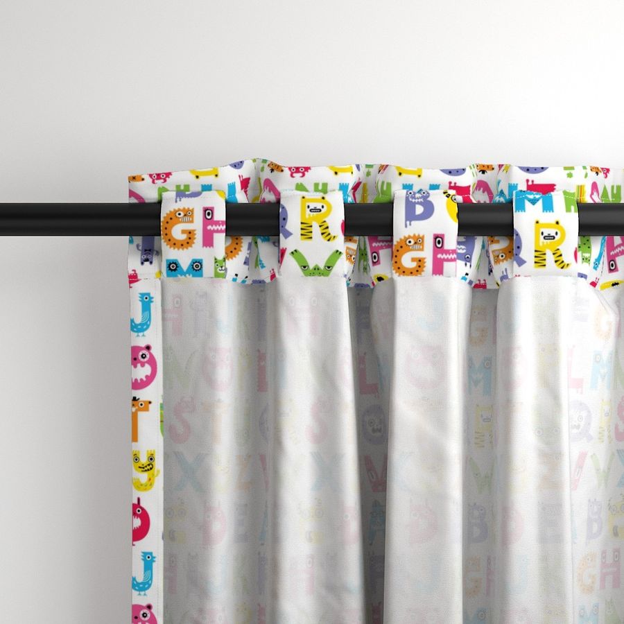 HOME_GOOD_CURTAIN_PANEL