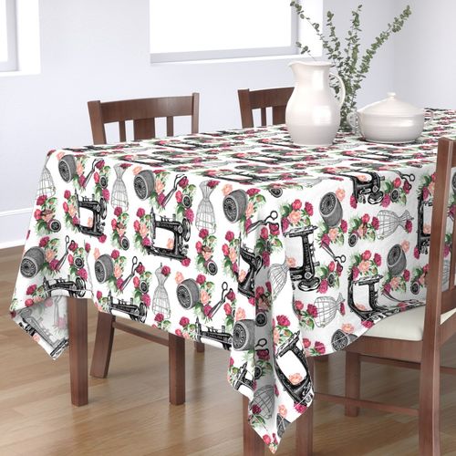 HOME_GOOD_RECTANGULAR_TABLE_CLOTH