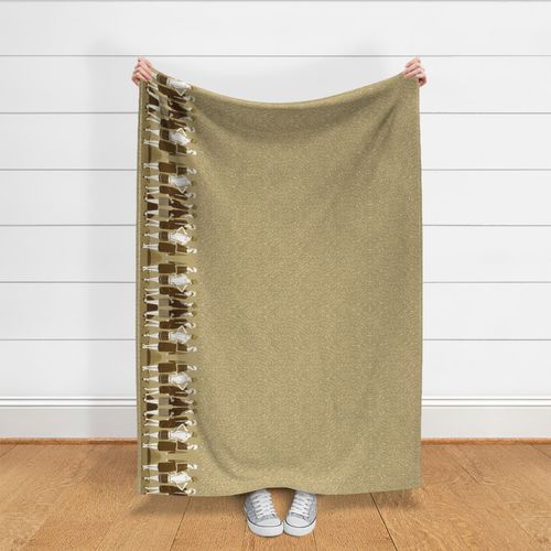 HOME_GOOD_THROW_BLANKET